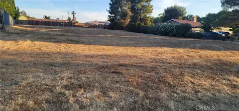 15441 Nisqualli Rd, Victorville, CA 92392