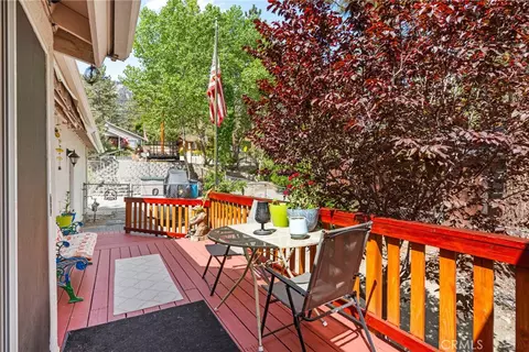 Exterior - 5399 Lone Pine Cyn, Wrightwood, CA 92397 photo 5 of 12