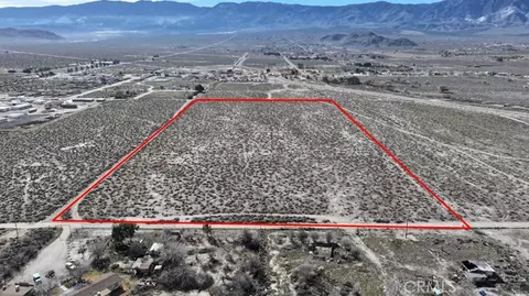 19 Sunrise Rd, Lucerne Valley, CA 92356