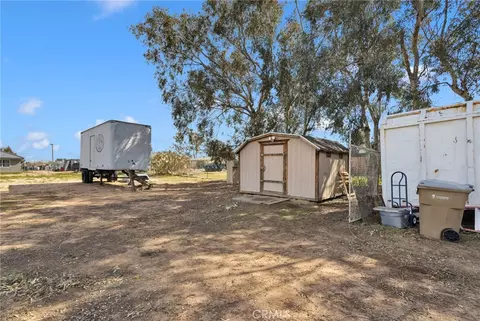 Exterior - 11441 Hemlock, Hesperia, CA 92345 photo 3 of 7