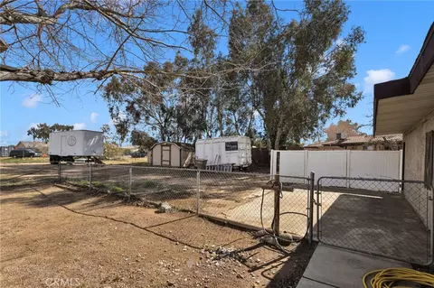 Exterior - 11441 Hemlock, Hesperia, CA 92345 photo 2 of 7