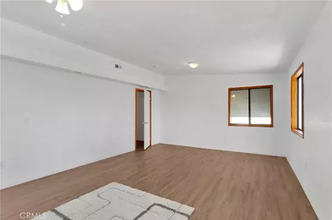Living - 11441 Hemlock, Hesperia, CA 92345 photo 4 of 4