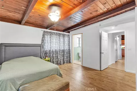 Bedroom - 11441 Hemlock, Hesperia, CA 92345 photo 3 of 5