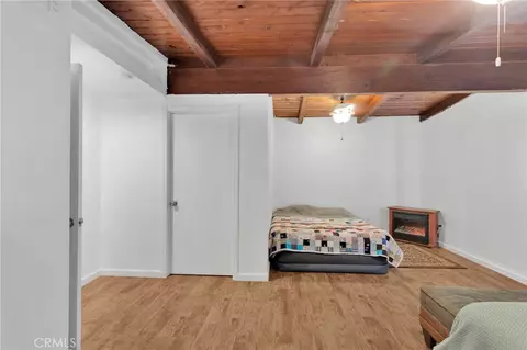 Bedroom - 11441 Hemlock, Hesperia, CA 92345 photo 2 of 5