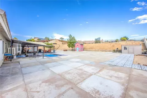 Exterior - 13997 Riverside, Apple Valley, CA 92307 photo 13 of 14