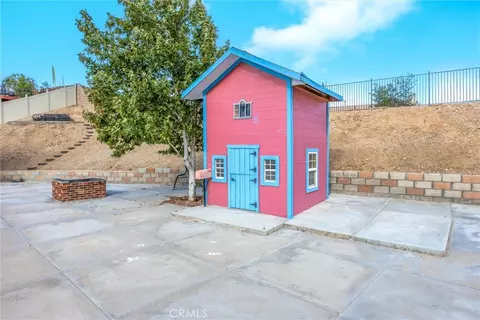 Exterior - 13997 Riverside, Apple Valley, CA 92307 photo 5 of 14