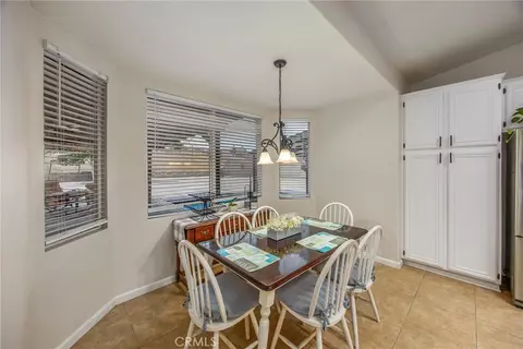 Dining - 13997 Riverside, Apple Valley, CA 92307 photo 2 of 2