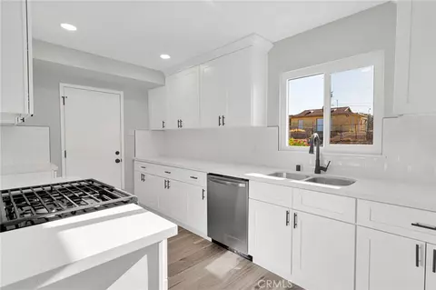 Kitchen - 1200 Carson St, Barstow, CA 92311 photo 1 of 2