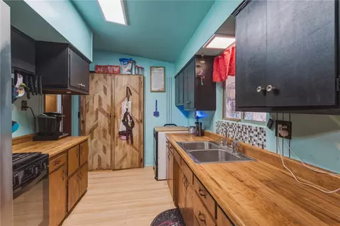 Kitchen - 525 E Williams St, Yermo, CA 92398 photo 3 of 3