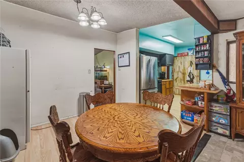 Dining - 525 E Williams St, Yermo, CA 92398 photo 2 of 4