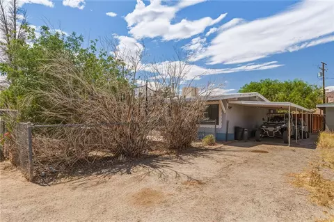 Exterior - 525 E Williams St, Yermo, CA 92398 photo 8 of 9