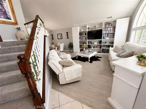 Living - 14666 Robin, Helendale, CA 92342 photo 2 of 2