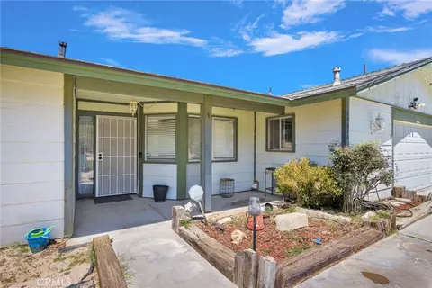Exterior - 10626 Valley Vis, Apple Valley, CA 92308 photo 1 of 12
