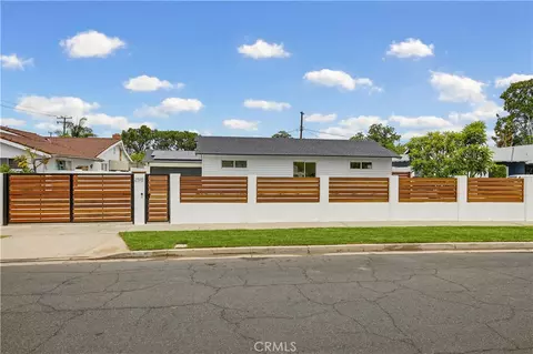2515 E Orange Grv, Orange, CA 92867
