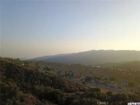 27 Sister Elsie Dr, Tujunga, CA 91042 photo 11