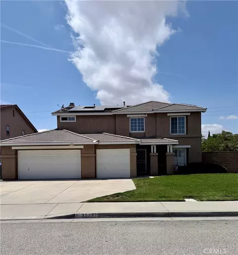 39233 Raphael Ln, Palmdale, CA 93551