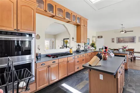 Kitchen - 5137 Cygnet, Phelan, CA 92371 photo 1 of 4