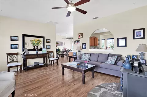 Living - 5137 Cygnet, Phelan, CA 92371 photo 2 of 3