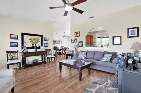 Living - 5137 Cygnet, Phelan, CA 92371 photo 2 of 4