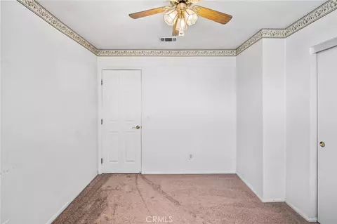 Bedroom - 10925 Buttonwood, Phelan, CA 92371 photo 4 of 6