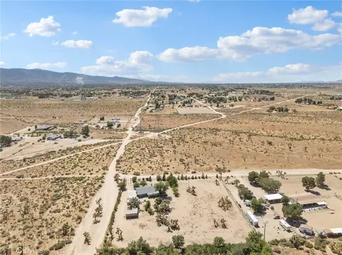 View/Area - 10925 Buttonwood, Phelan, CA 92371 photo 3 of 6