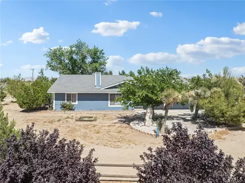 Exterior - 10925 Buttonwood, Phelan, CA 92371 photo 2 of 15