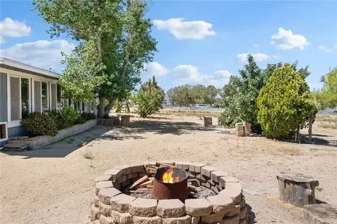 Exterior - 10925 Buttonwood, Phelan, CA 92371 photo 4 of 16