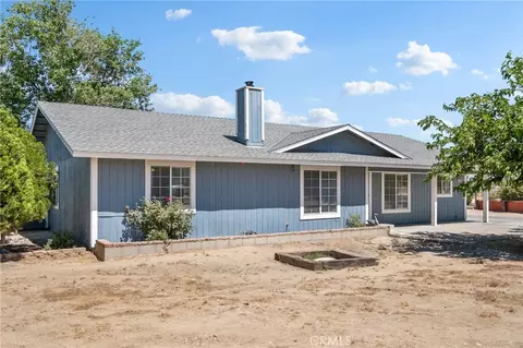 Exterior - 10925 Buttonwood, Phelan, CA 92371 photo 11 of 16