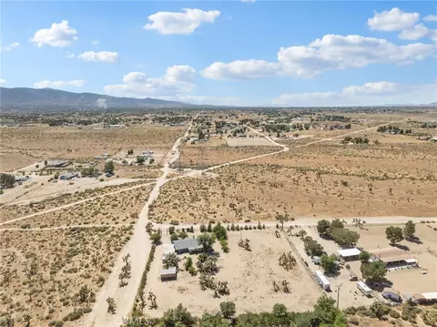 View/Area - 10925 Buttonwood, Phelan, CA 92371 photo 3 of 6
