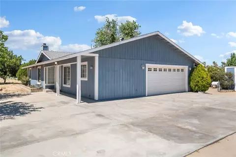 Exterior - 10925 Buttonwood, Phelan, CA 92371 photo 5 of 16