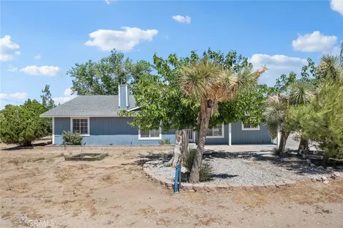 Exterior - 10925 Buttonwood, Phelan, CA 92371 photo 14 of 16