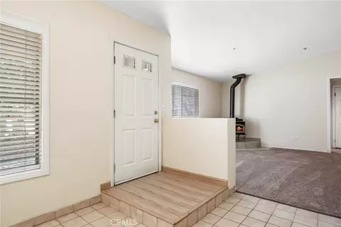 Entry Way - 10925 Buttonwood, Phelan, CA 92371 photo 1 of 3