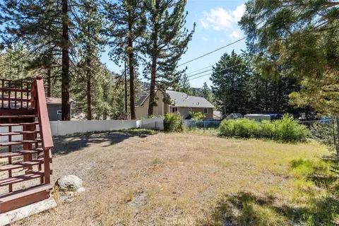 Exterior - 6285 Conifer, Wrightwood, CA 92397 photo 3 of 7