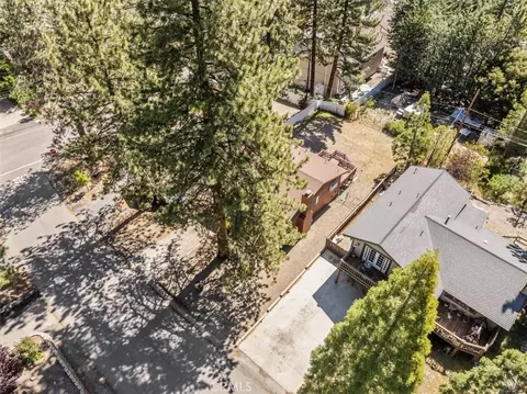 View/Area - 6285 Conifer, Wrightwood, CA 92397 photo 1 of 5