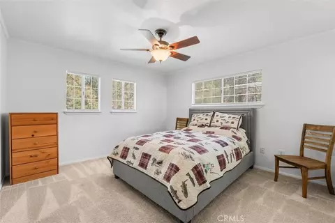 Bedroom - 6285 Conifer, Wrightwood, CA 92397 photo 6 of 7