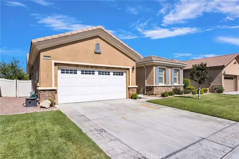 Exterior - 10927 Katepwa St, Apple Valley, CA 92308 photo 3 of 15