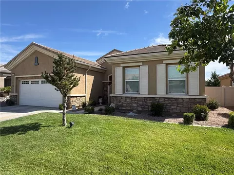Exterior - 10927 Katepwa St, Apple Valley, CA 92308 photo 2 of 13