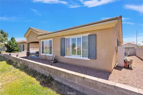 Exterior - 10927 Katepwa St, Apple Valley, CA 92308 photo 10 of 15