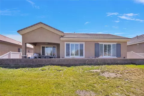 Exterior - 10927 Katepwa St, Apple Valley, CA 92308 photo 9 of 15