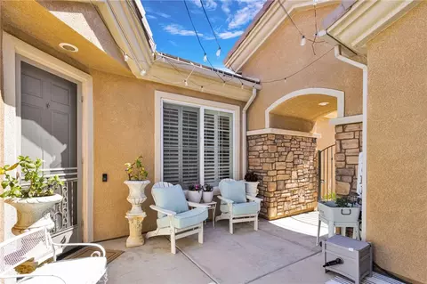 Exterior - 10927 Katepwa St, Apple Valley, CA 92308 photo 6 of 15