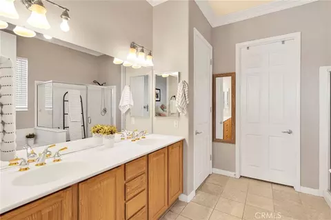 Bath - 10927 Katepwa St, Apple Valley, CA 92308 photo 1 of 4