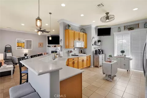 Kitchen - 10927 Katepwa St, Apple Valley, CA 92308 photo 2 of 4