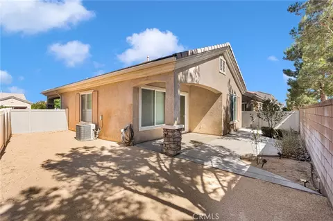 Exterior - 10461 Bridge Hvn, Apple Valley, CA 92308 photo 4 of 6