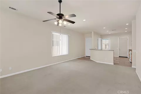 Living - 10461 Bridge Hvn, Apple Valley, CA 92308 photo 3 of 5