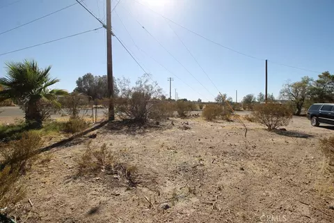 Exterior - 33713 1st St, Daggett, CA 92327 photo 13 of 13