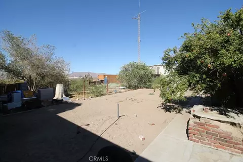 Exterior - 33713 1st St, Daggett, CA 92327 photo 10 of 13
