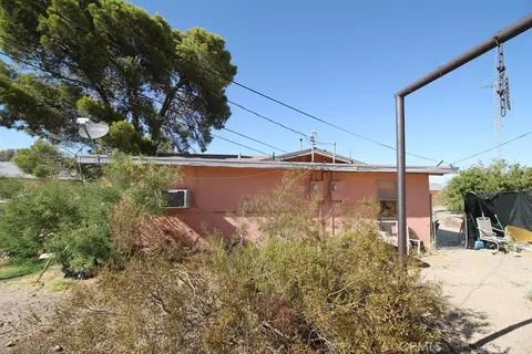 Exterior - 33713 1st St, Daggett, CA 92327 photo 7 of 13