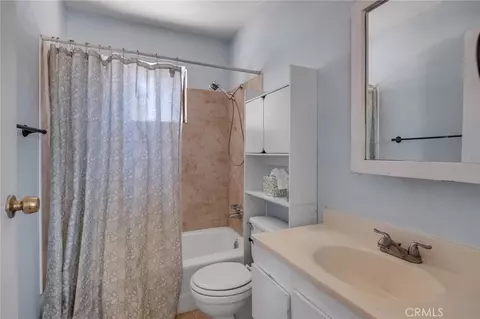 Bath - 11631 Whitehaven, Oak Hills, CA 92344 photo 7 of 7