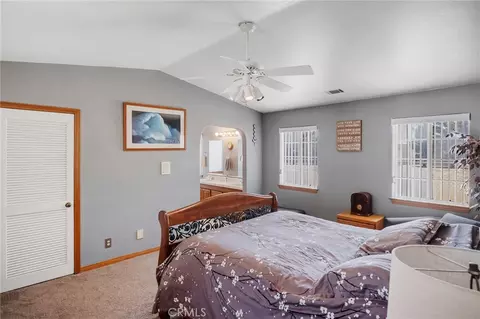 Bedroom - 11631 Whitehaven, Oak Hills, CA 92344 photo 4 of 9