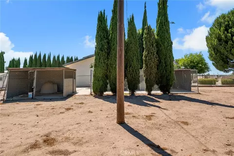 Exterior - 11631 Whitehaven, Oak Hills, CA 92344 photo 7 of 12